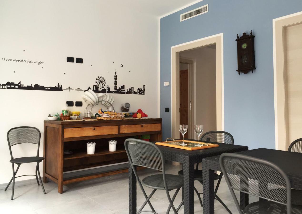 B&B Honey Rooms Saronno Exteriör bild